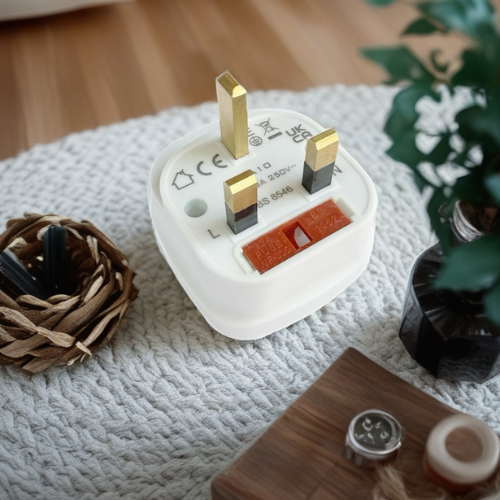 PhoneBits UK Plug Travel Adaptor with Multiple Sockets